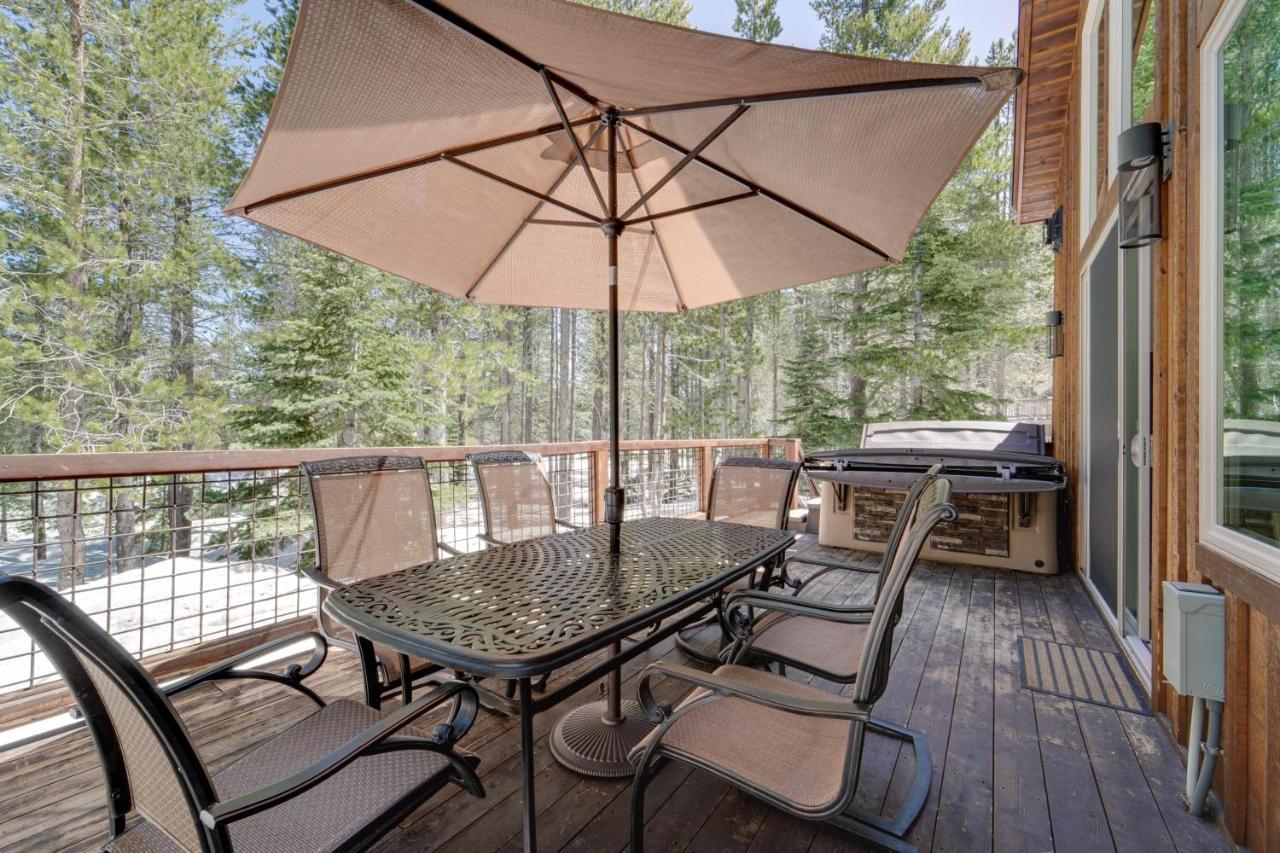 Luxurious Tahoe Donner Home With Golf Course Views! Truckee Exterior photo